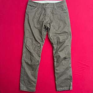 KÜHL Men's Rydr Plaid lining‎ Hiking Pants 36x36 Khaki Brown Heavyweight Canvas